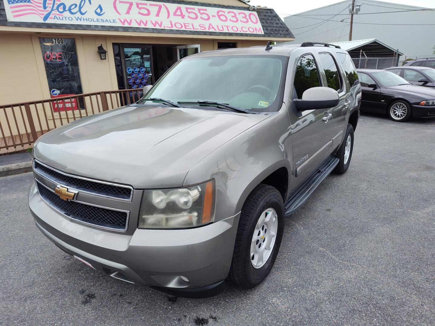 2007 Gray Chevrolet Tahoe (1GNFK13097R) , located at 5700 Curlew Drive, Norfolk, VA, 23502, (757) 455-6330, 36.841885, -76.209412 - Photo#5